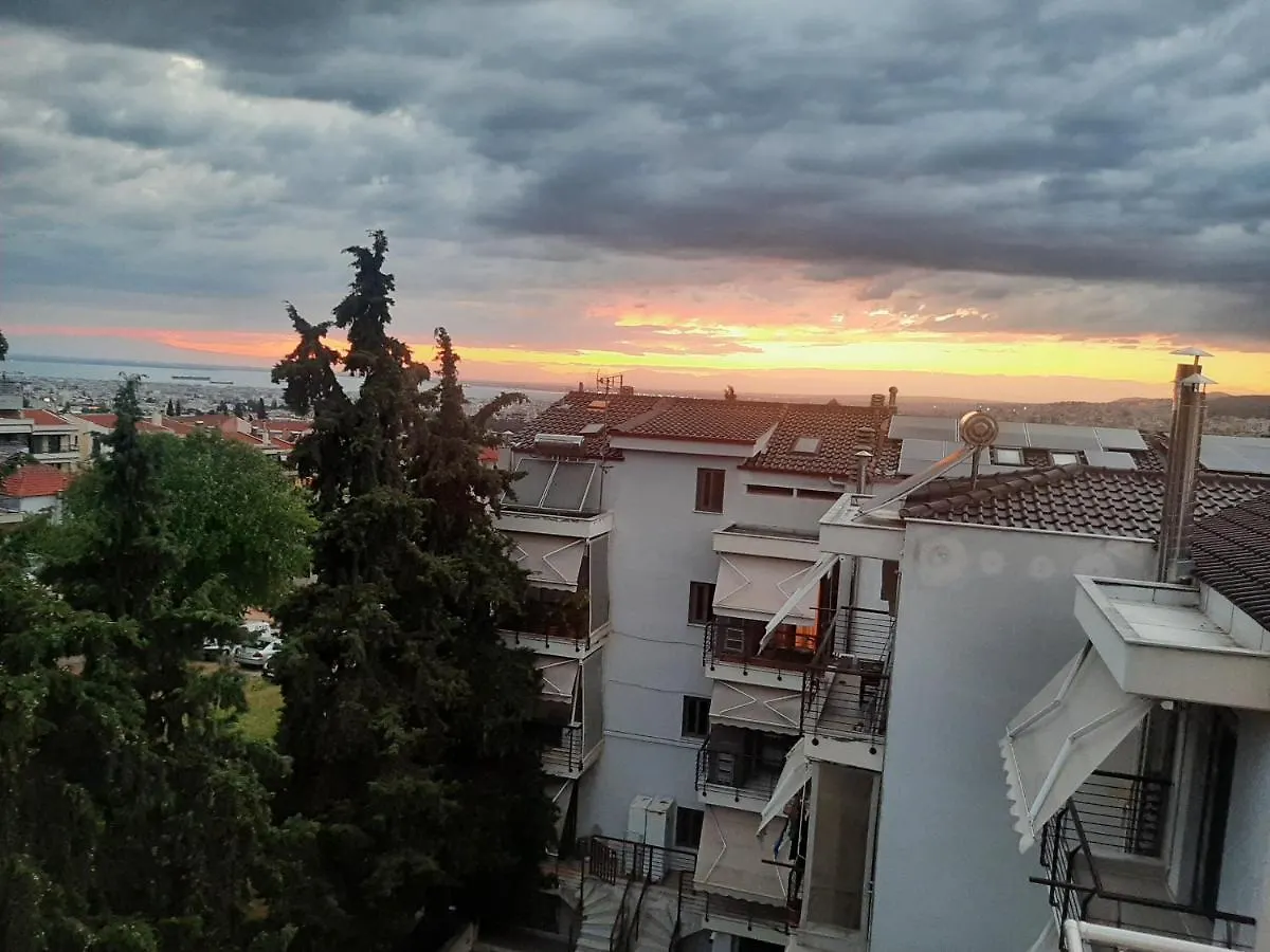 Διαμέρισμα Όμορφο διαμέρισμα- σοφίτα με υπέροχη θεα Θεσσαλονίκη
