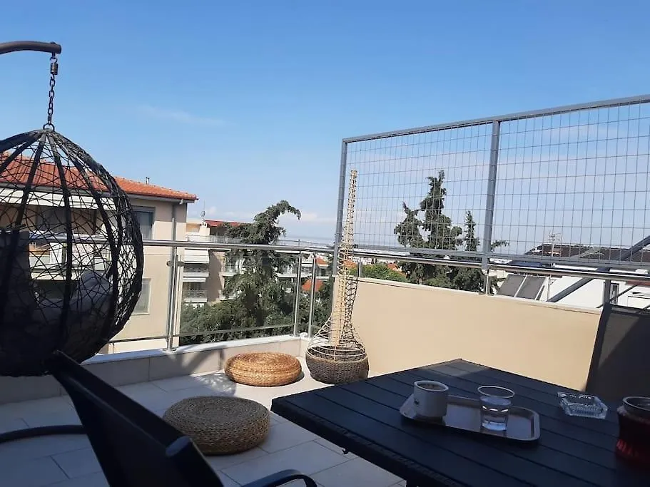 Όμορφο διαμέρισμα- σοφίτα με υπέροχη θεα Θεσσαλονίκη 0*,  Ελλάδα
